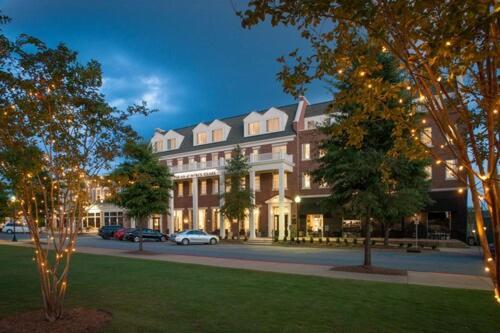 The Inn At Patrick Square Clemson Exterior foto